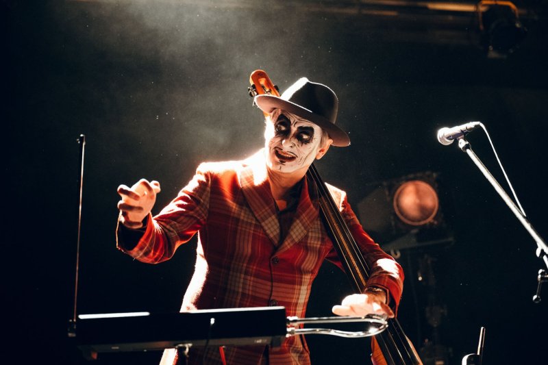 The Best of The Tiger Lillies – From the Circus to the Cemetery