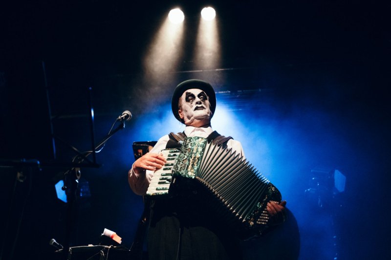 The Best of The Tiger Lillies – From the Circus to the Cemetery