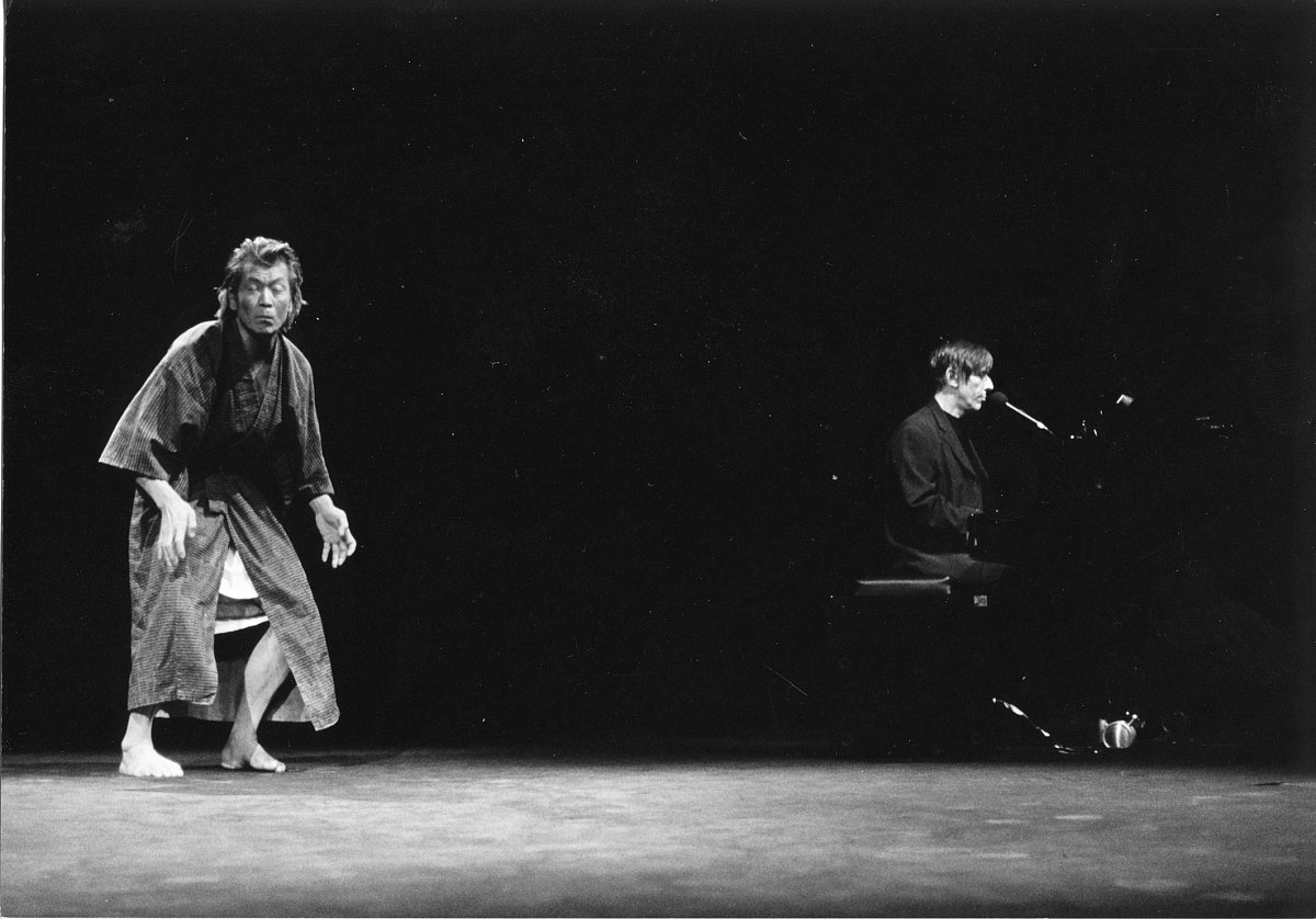 Min Tanaka a John Cale | otevření Divadla Archa v roce 1994